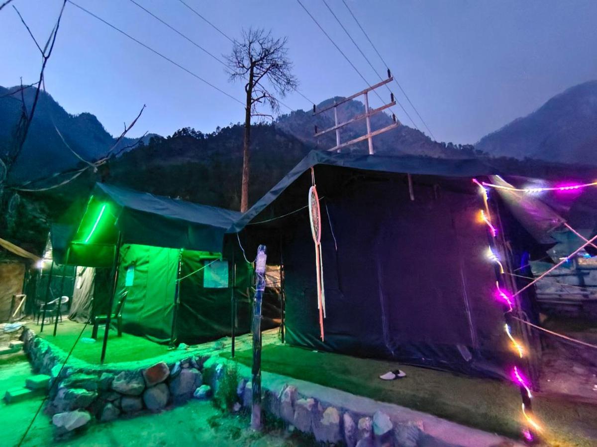 Stayhigh Camps & Cottages カソル エクステリア 写真